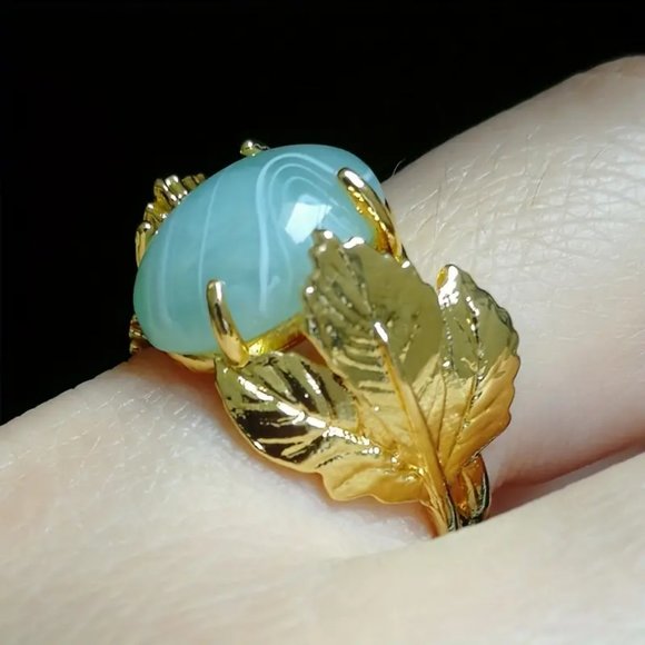 Delicate Gold Metal Leaves Blue Resin Maple Leaf Ring - Picture 4 of 9